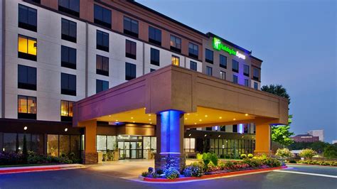 holiday inn express atlanta galleria ballpark area